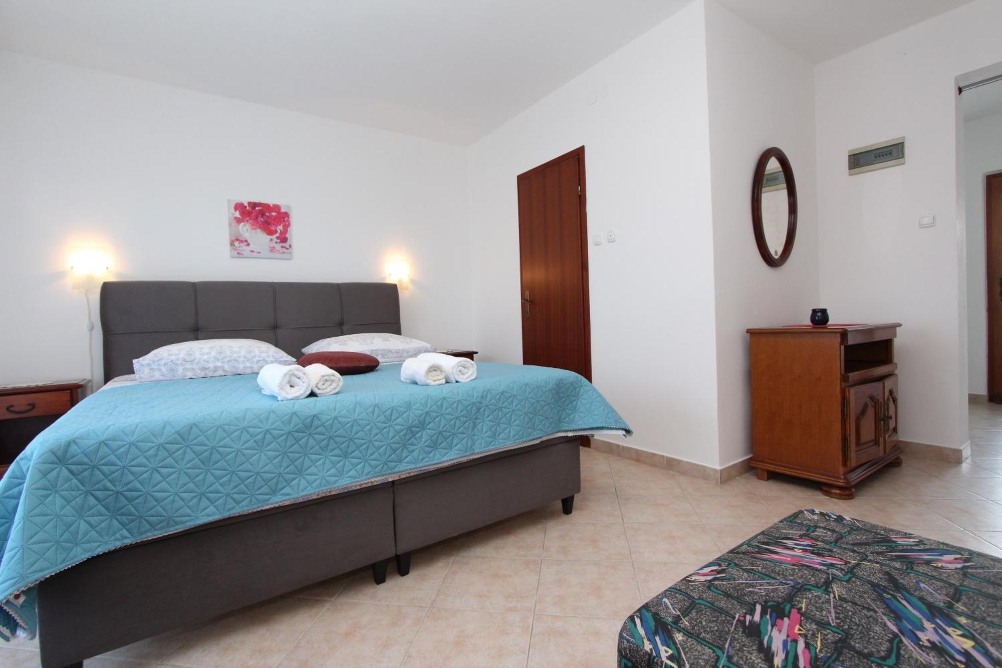 Apartments And Room Silvana Rovinj Exteriör bild